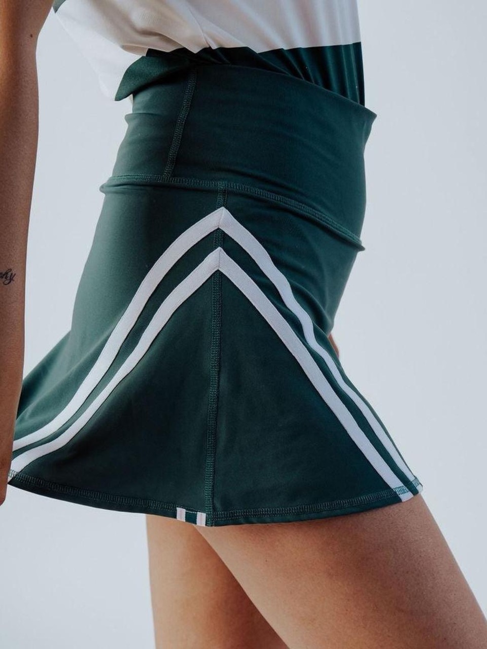 Fore All George Golf Mini Skirt Skort in Forest Green - S - Picture 2 of 8